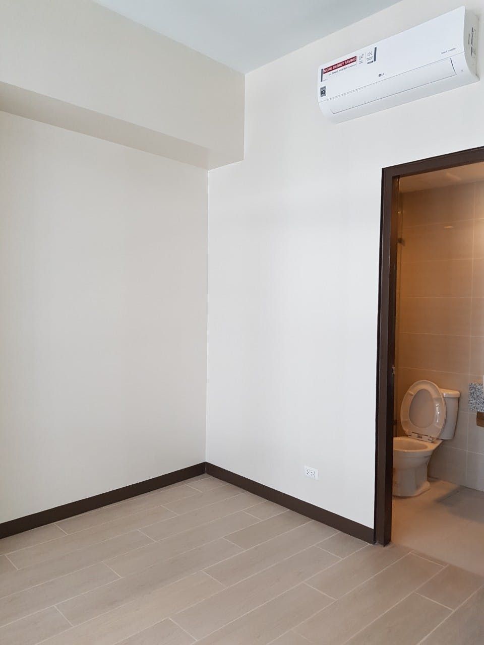 "2BR Condo for Rent in The Florence, McKinley Hill, Taguig"04