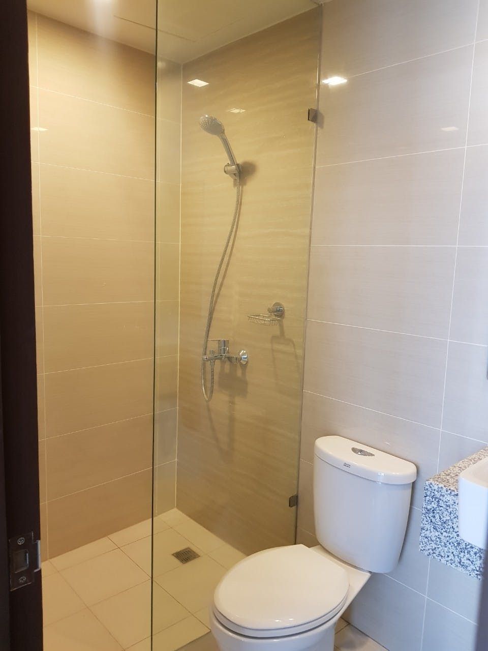 "2BR Condo for Rent in The Florence, McKinley Hill, Taguig"07