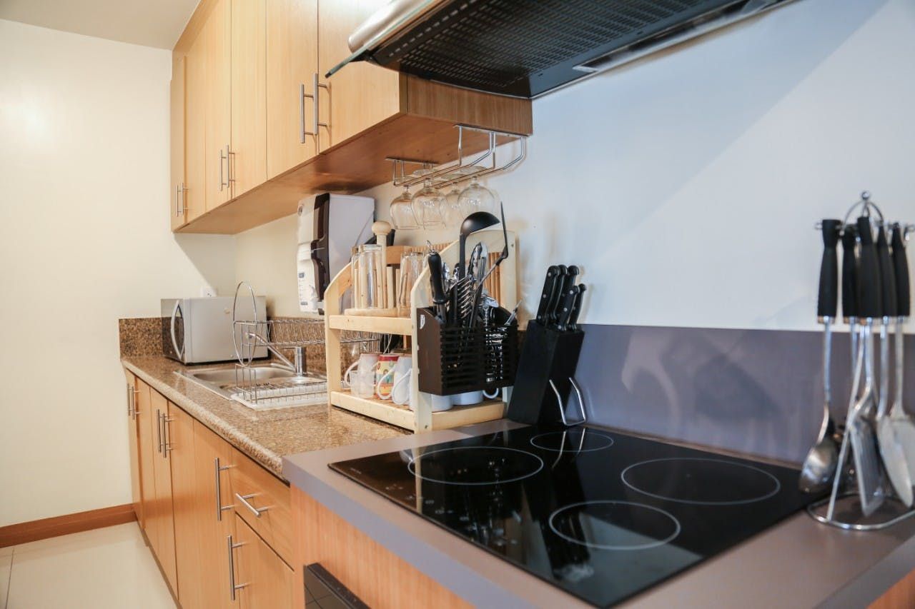 "2BR Condo for Rent in The Trion Towers, BGC - Bonifacio Global City, T"06