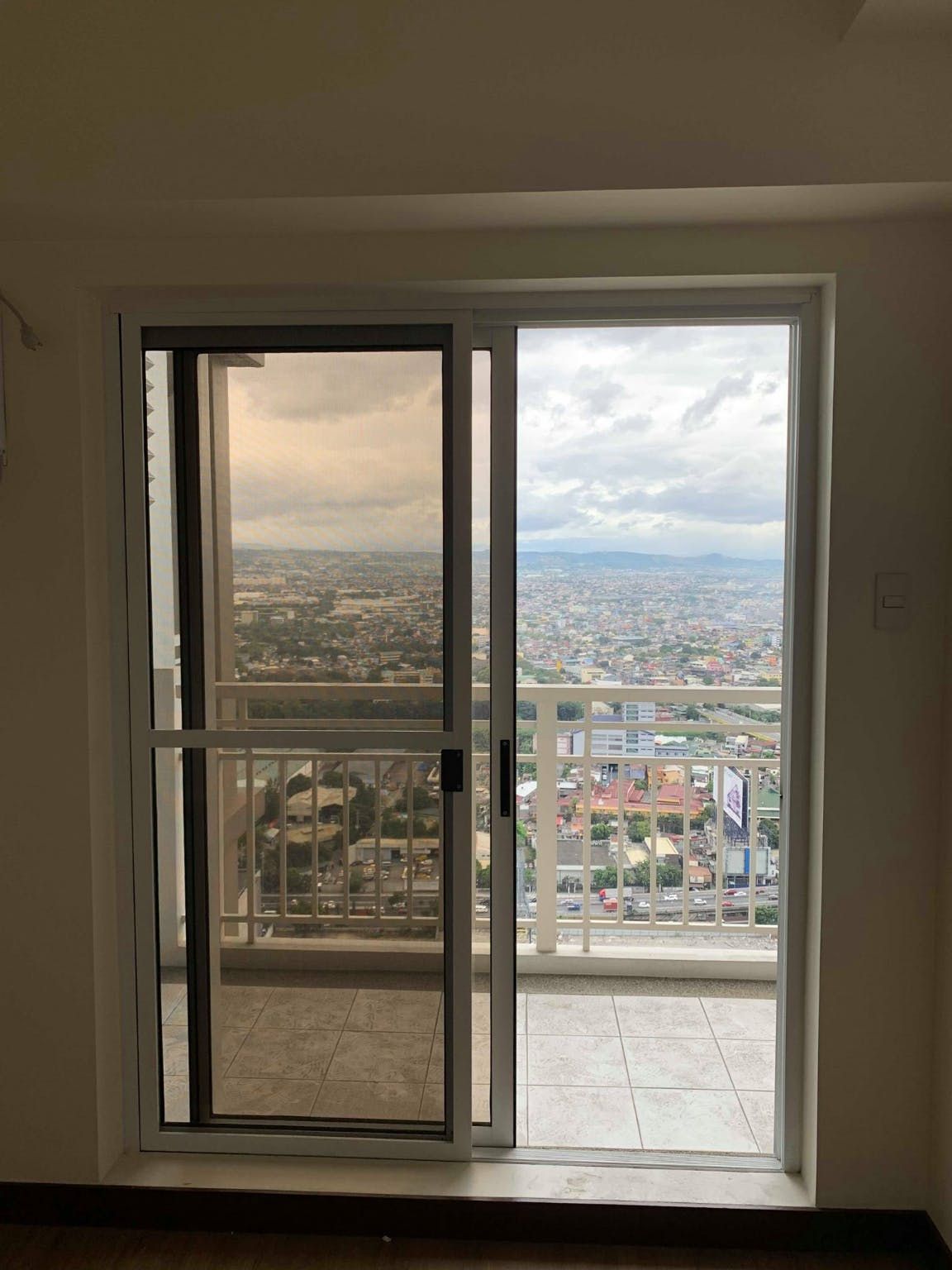 "2BR Condo for Rent in Lumiere Residences, Bagong Ilog, Pasig"06