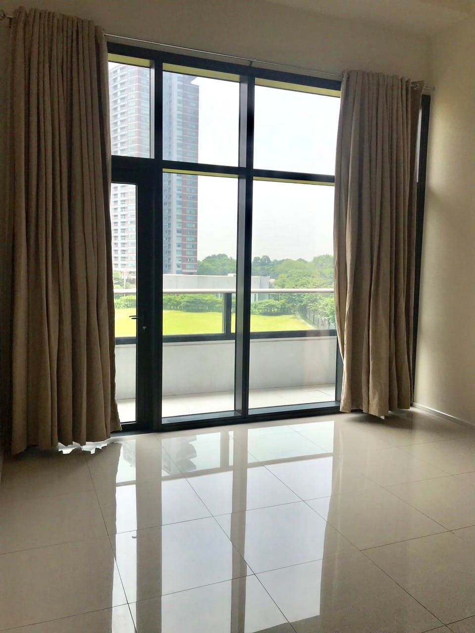 "1BR Condo for Rent in Arya Residences, BGC - Bonifacio Global City, Ta"04