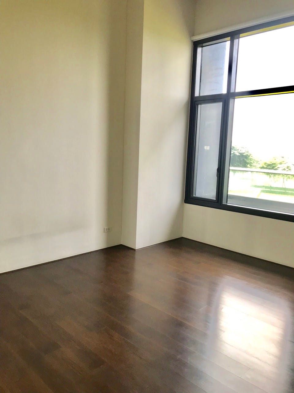 "1BR Condo for Rent in Arya Residences, BGC - Bonifacio Global City, Ta"05