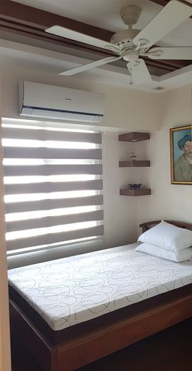 "2BR