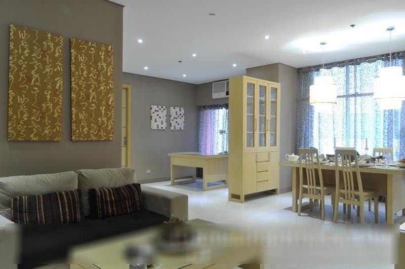 "2BR Condo for Rent in The Luxe Residences, BGC - Bonifacio Global City"06