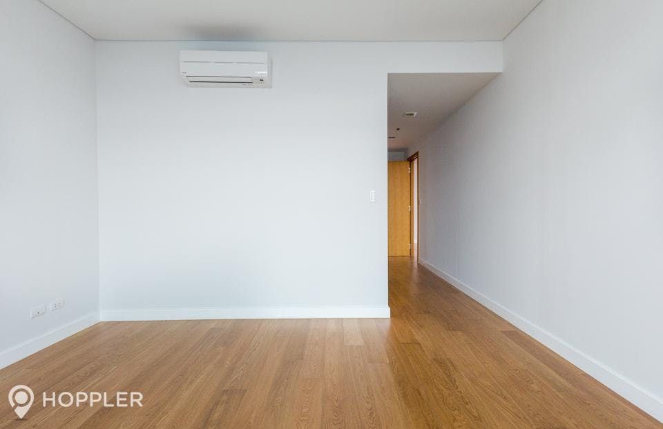 "3BR Condo for Rent in Park Terraces, San Lorenzo, Makati"04