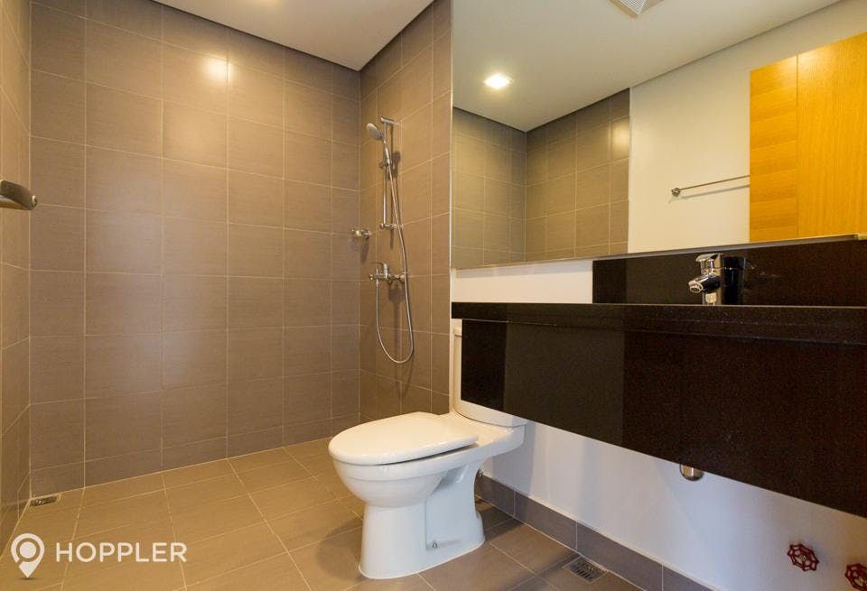 "3BR Condo for Rent in Park Terraces, San Lorenzo, Makati"05