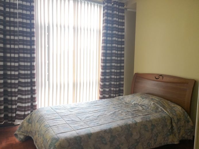 "2BR