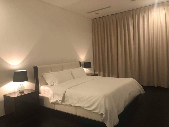 "1BR Condo for Rent in Trump Tower Manila, Poblacion, Makati"01