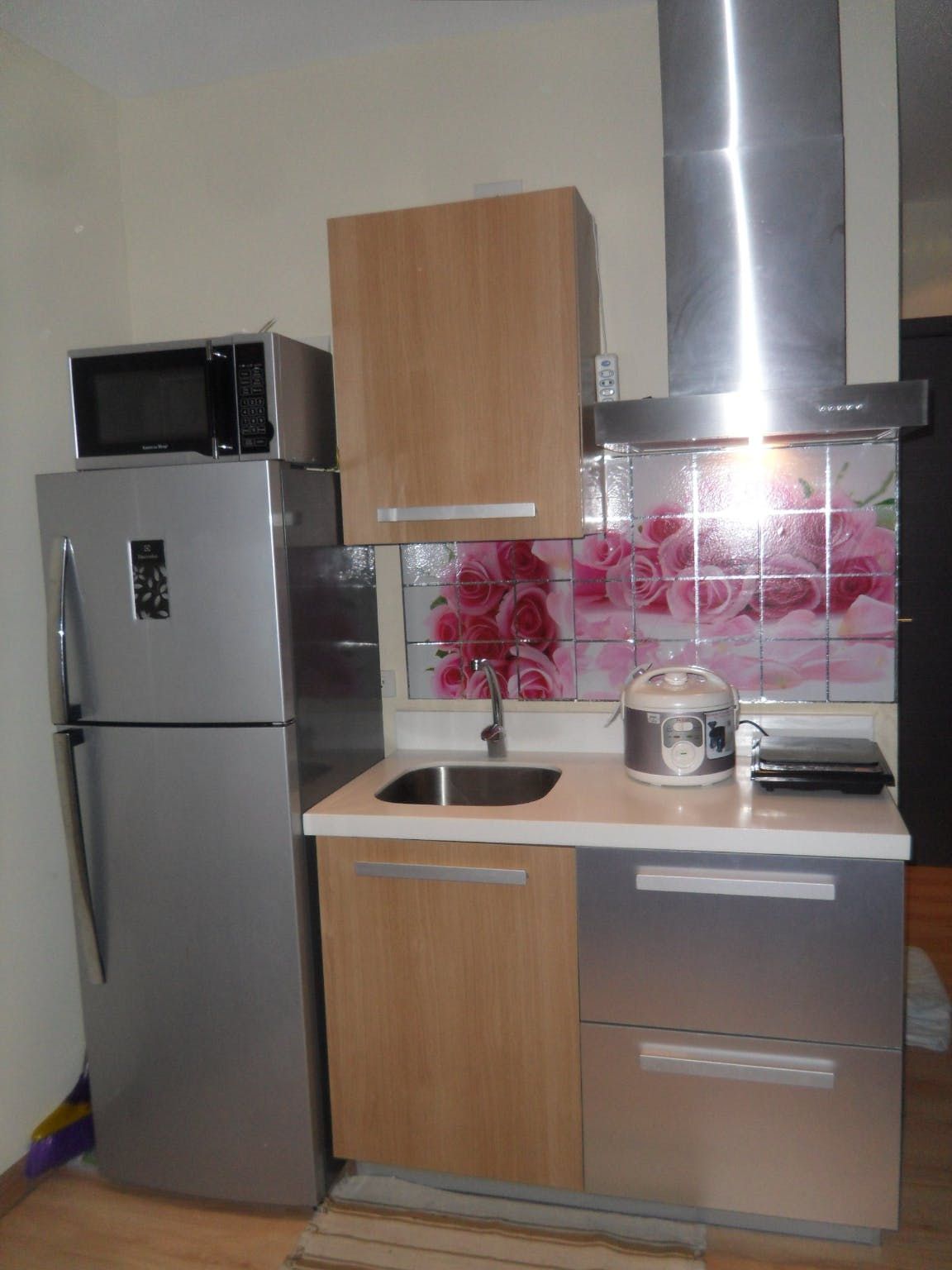 "Studio Condo for Rent in , Poblacion, Makati"06