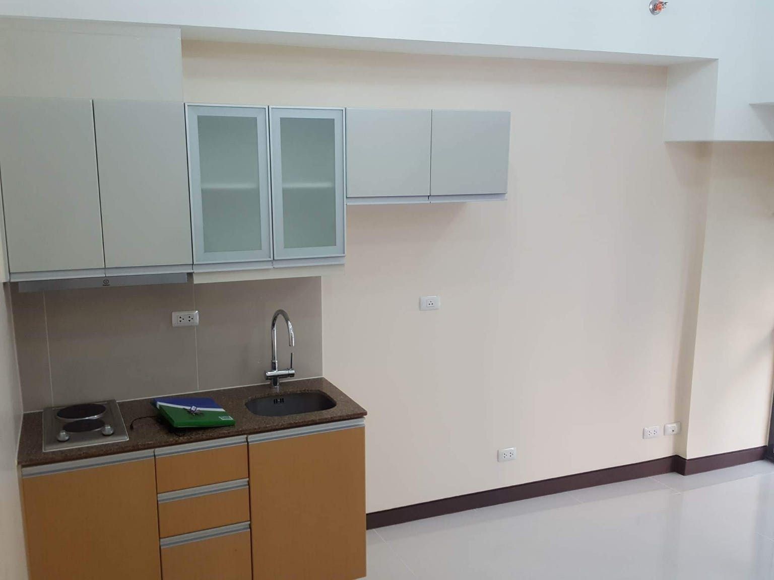 "1BR Condo for Rent in Viceroy, McKinley Hill, Taguig"04