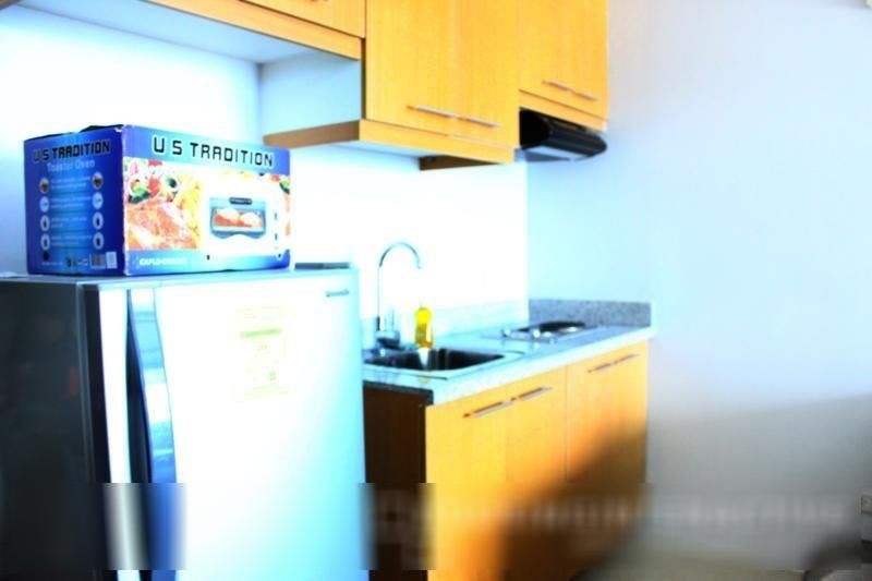 "1BR Condo for Rent in Renaissance 2000, Ortigas Center, Pasig"03