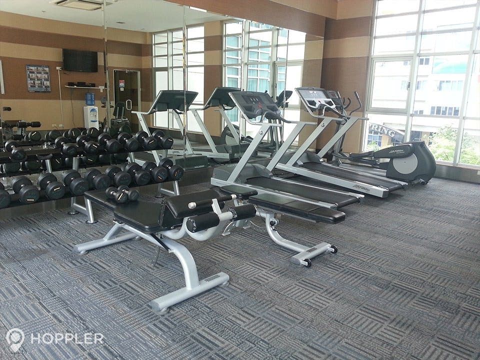 "2BR Condo for Rent in Crescent Park Residences, BGC - Bonifacio Global"05