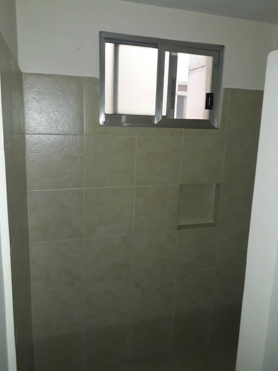 "1BR Condo for Rent in Dakota Residences, Malate, Manila"08