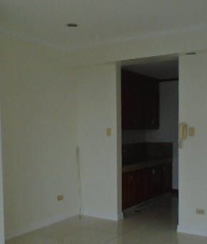 "2BR