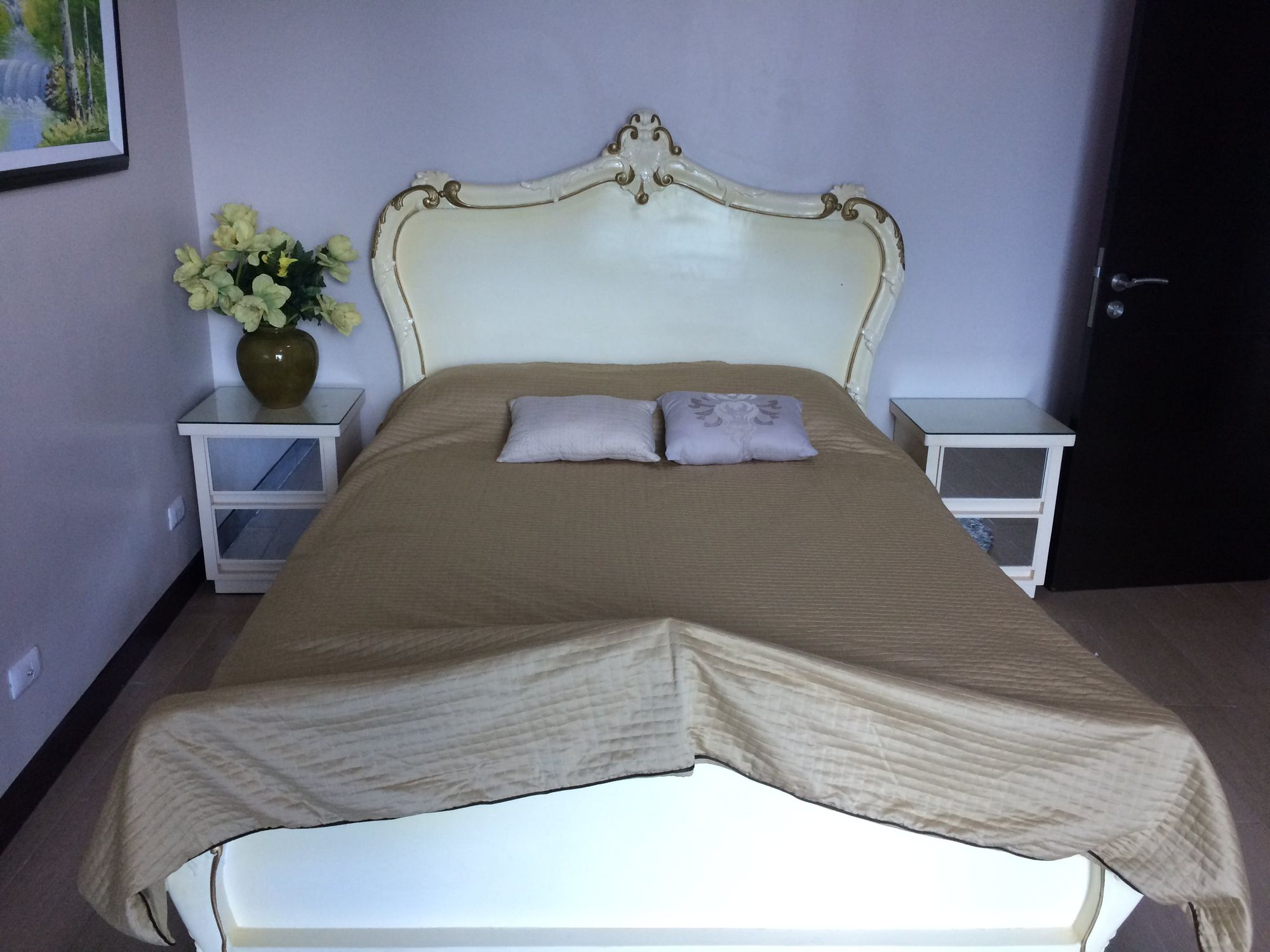 "1BR Condo for Rent in 8 Forbes Town Road, BGC - Bonifacio Global City,"07