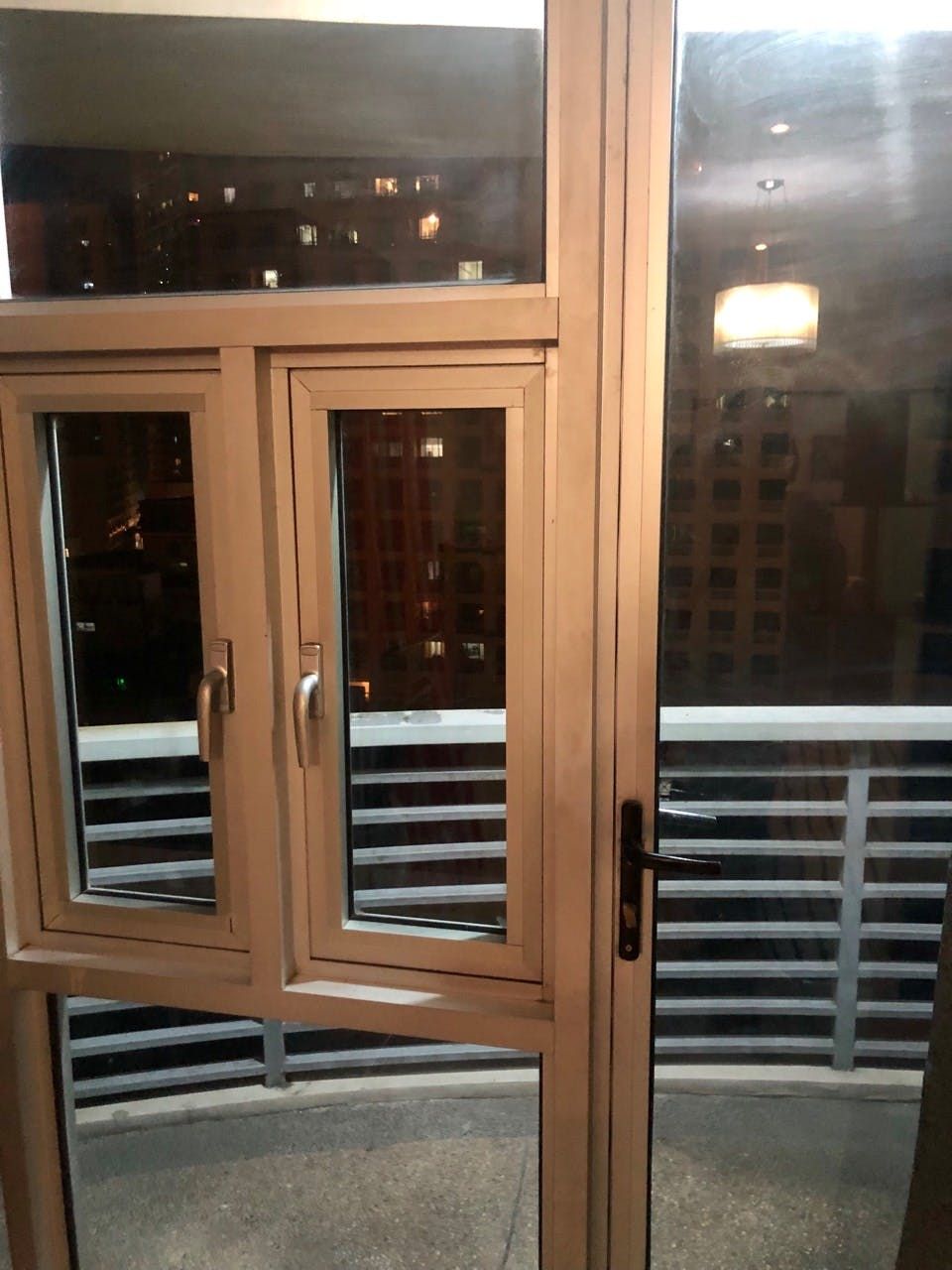 "Studio Condo for Rent in Greenbelt Chancellor, Legazpi Village, Makati"06