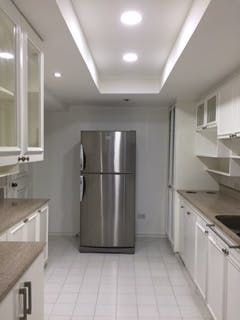 "2BR Condo for Rent in Century Plaza, Legazpi Village, Makati"01