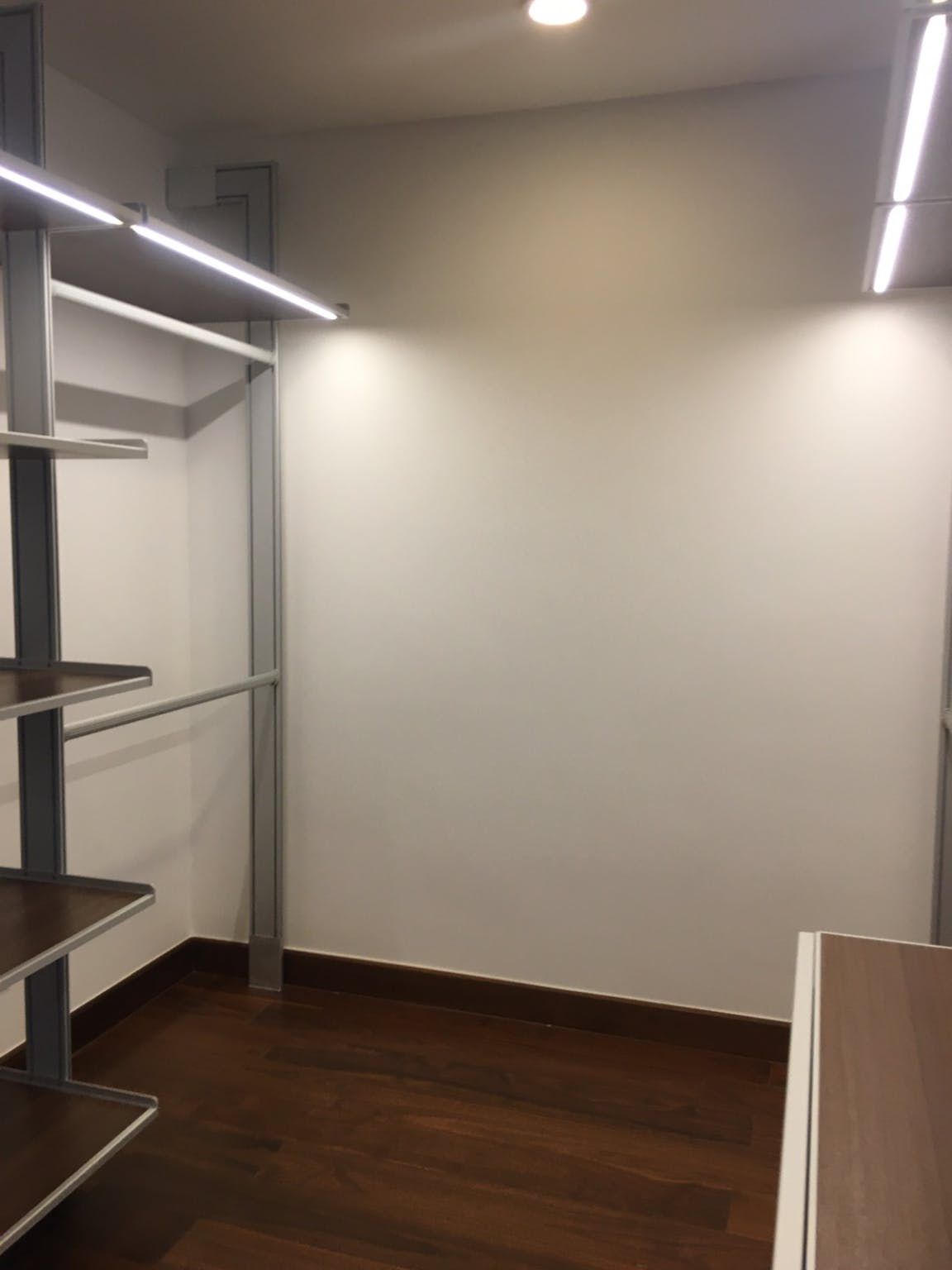 "3BR Condo for Rent in Two Roxas Triangle, Salcedo Village, Makati"04