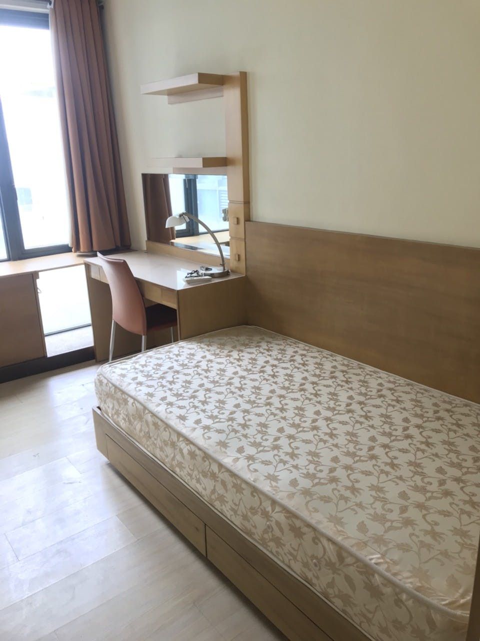 "2BR Condo for Rent in Eastwood Parkview, Eastwood City, Quezon City"04