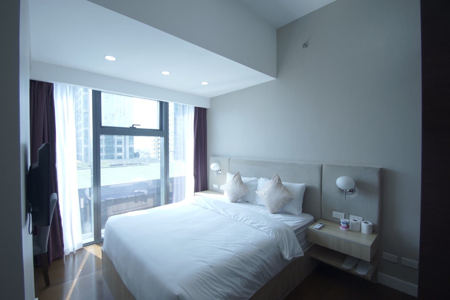 "2BR Condo for Rent in Grand Hyatt Manila Residences, BGC - Bonifacio G"09