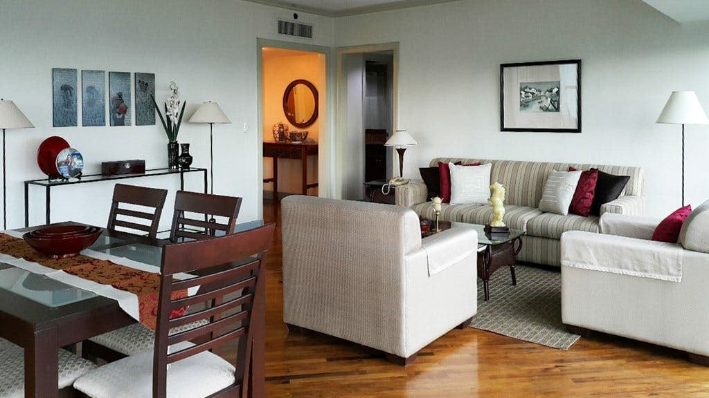 "2BR Condo for Rent in Hidalgo Place, Rockwell Center, Makati"05