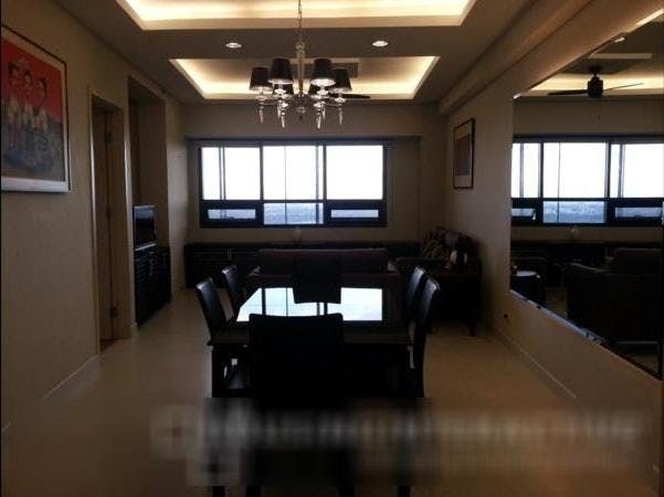 "2BR