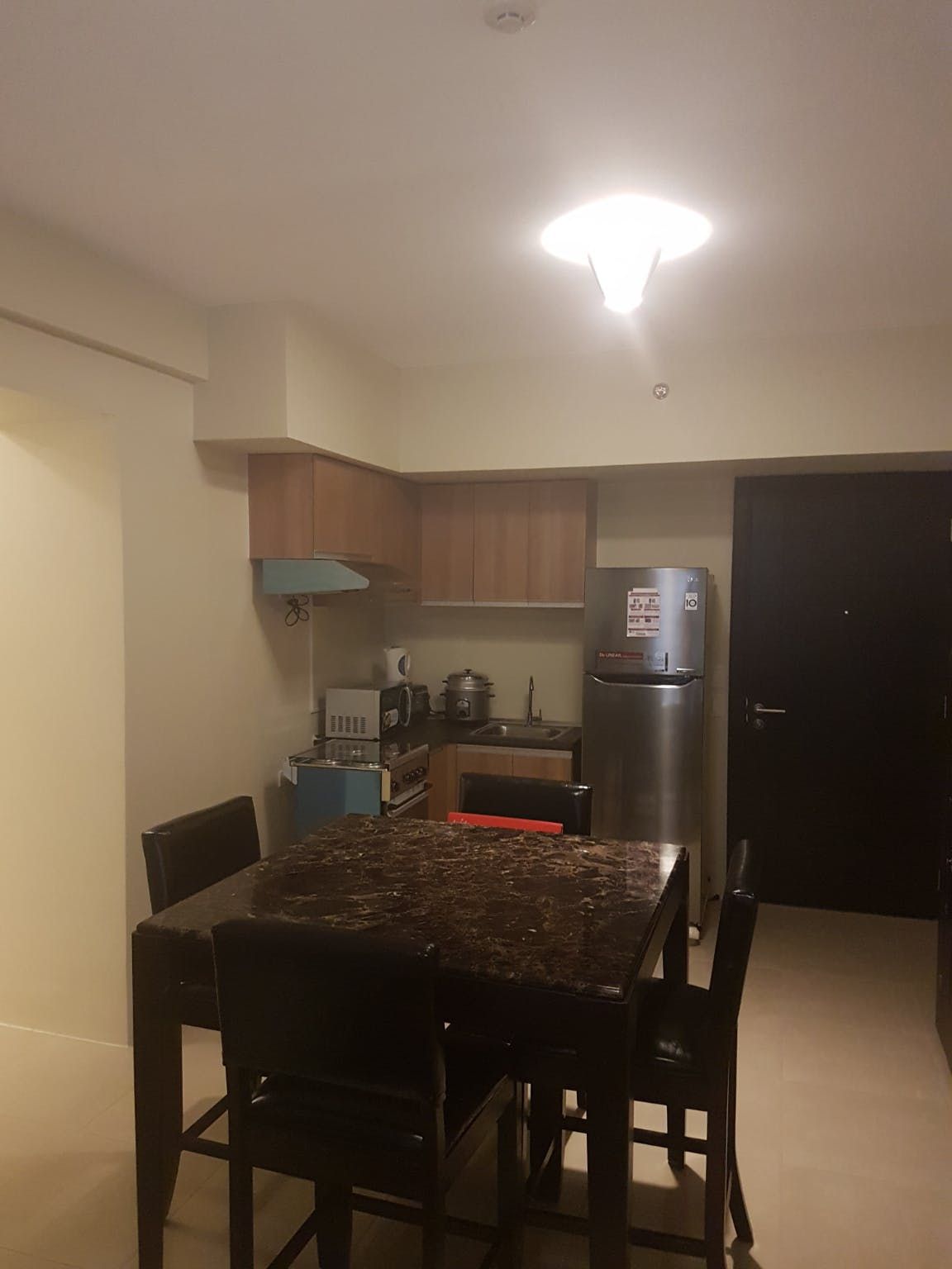 "2BR Condo for Rent in Avida Towers 34th Street BGC, BGC - Bonifacio Gl"09
