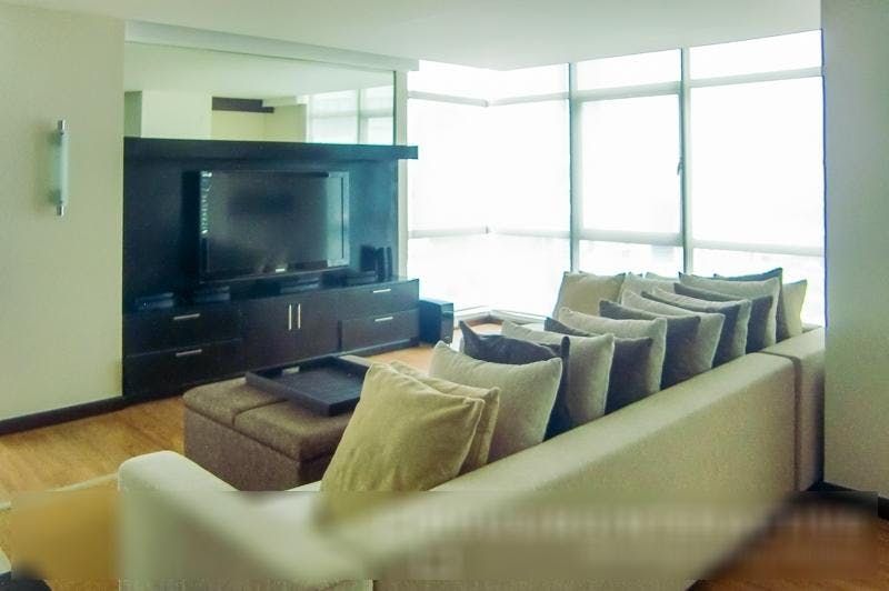 "2BR Condo for Rent in The Grand Hamptons, BGC - Bonifacio Global City,"04