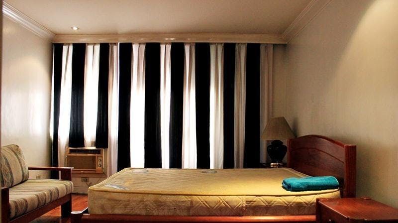 "1BR Condo for Rent in Easton Place, Salcedo Village, Makati"07