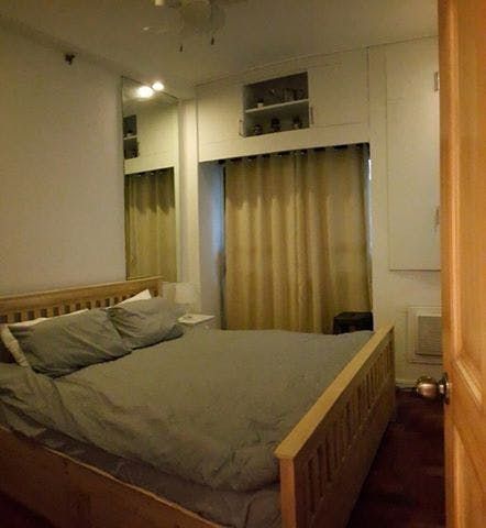 "3BR Condo for Rent in Penhurst Parkplace, BGC - Bonifacio Global City,"05
