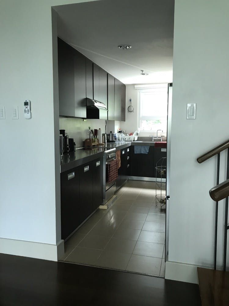 "2BR Condo for Rent in Edades Tower and Garden Villas, Rockwell Center,"10