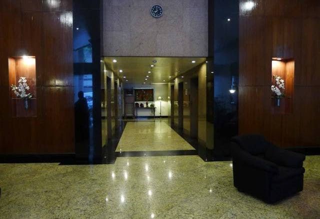 "2BR