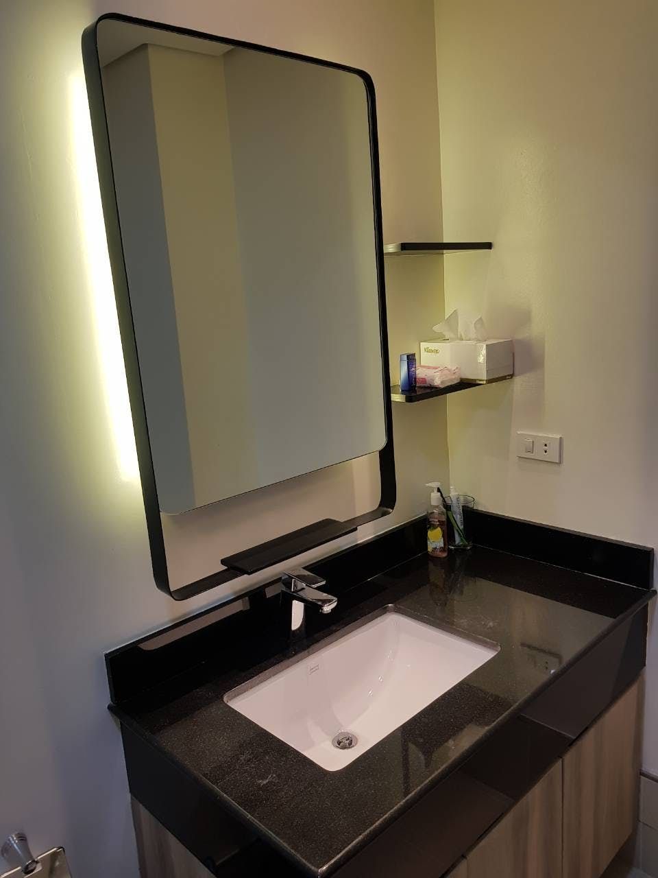 "1BR Condo for Rent in One Maridien Tower, BGC - Bonifacio Global City,"04