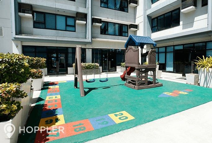 "1BR Condo for Rent in The Fort Residences, BGC - Bonifacio Global City"08