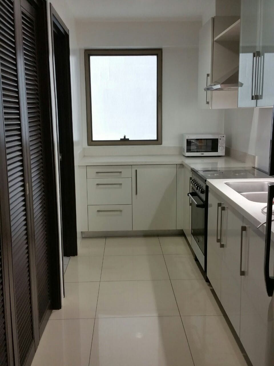 2BR Condo for Rent10