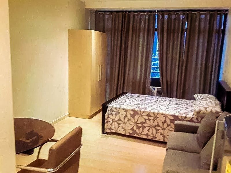 Studio Condo for Rent06