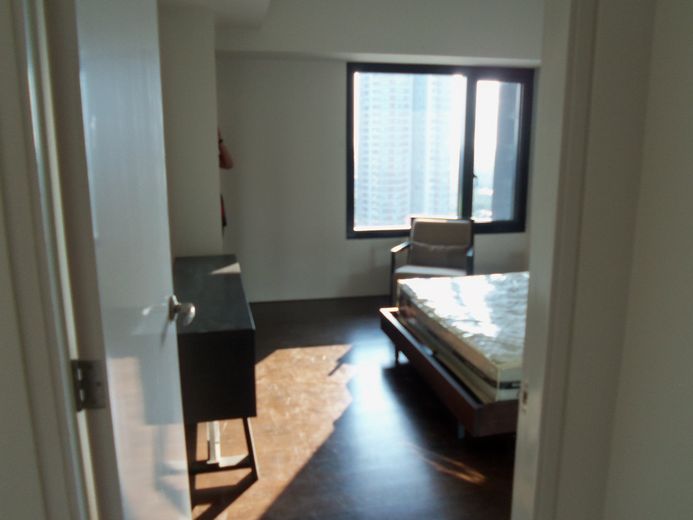 "1BR