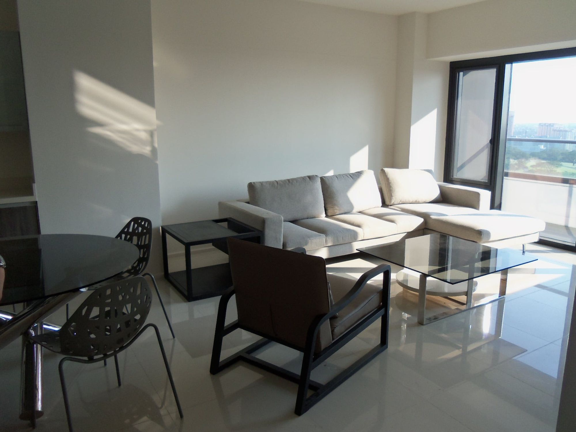 "1BR Condo for Rent in Arya Residences, BGC - Bonifacio Global City, Ta"08
