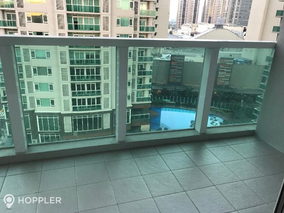 2BR Condo for Rent08
