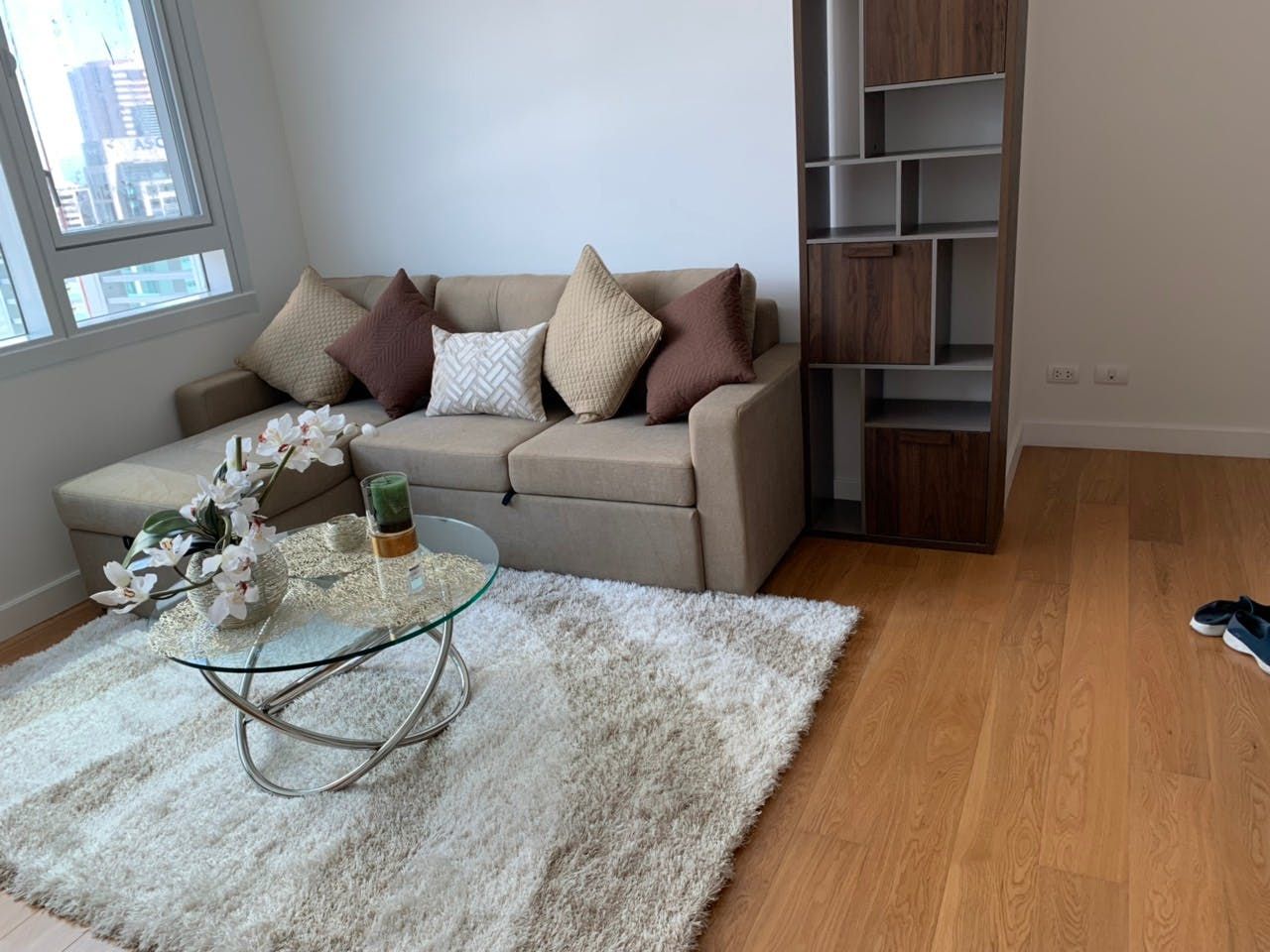 2BR Condo for Rent06