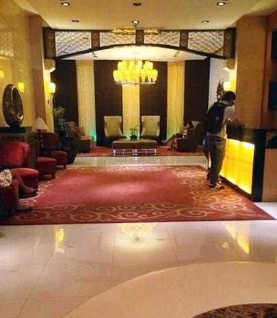 "2BR Condo for Rent in Forbeswood Heights, BGC - Bonifacio Global City,"04
