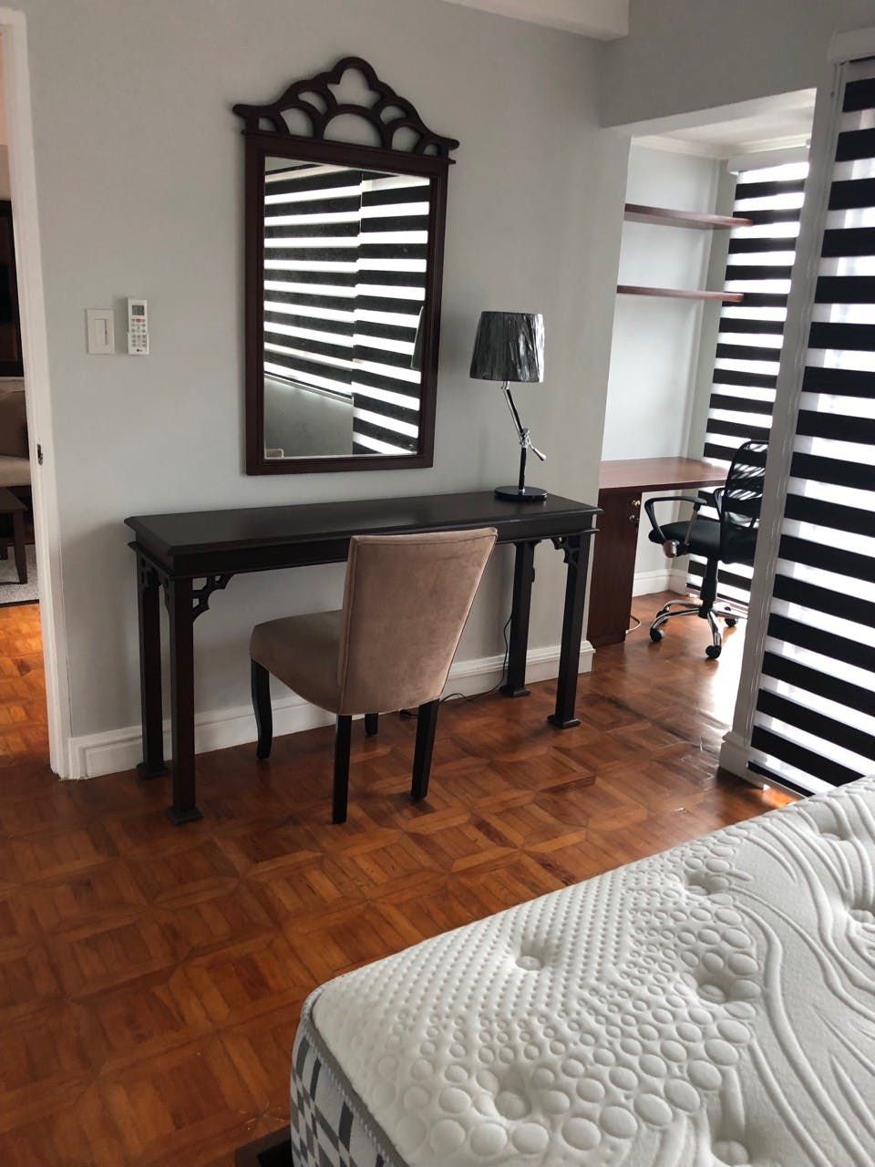 "1BR Condo for Rent in BSA Suites, Legazpi Village, Makati"04