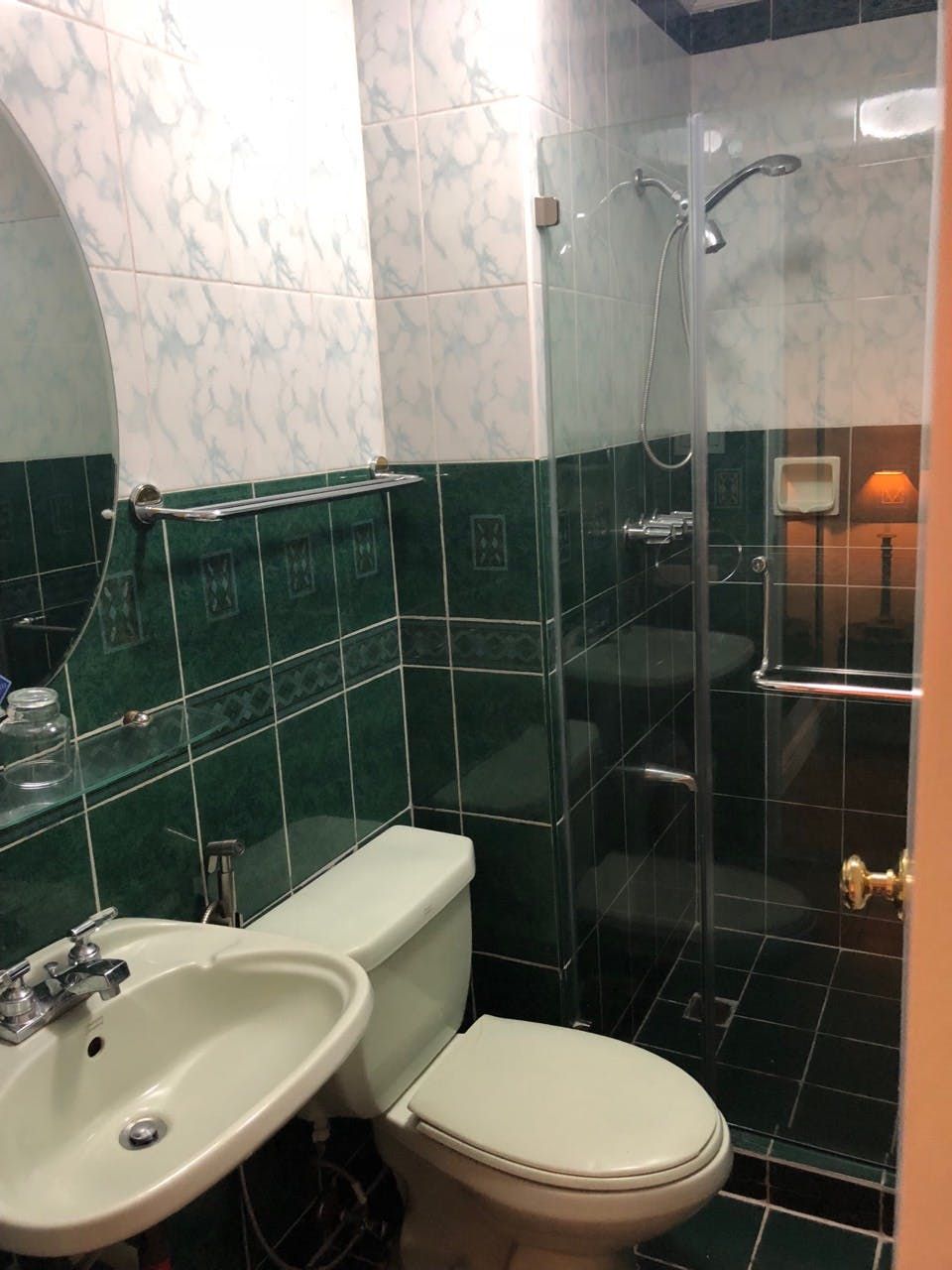 "1BR Condo for Rent in BSA Suites, Legazpi Village, Makati"06