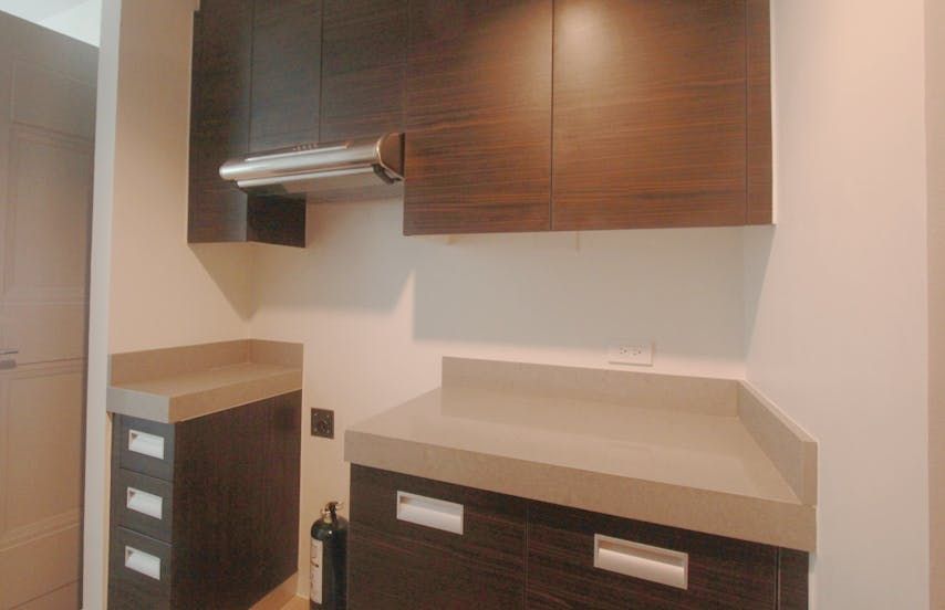 "1BR Condo for Rent in Edades Tower and Garden Villas, Rockwell Center,"08