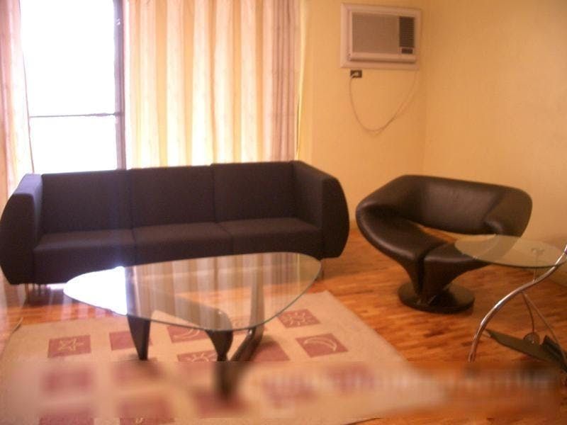 "2BR Condo for Rent in Sunrise Terrace, Legazpi Village, Makati"04