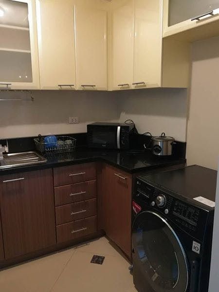 "1BR Condo for Rent in 8 Forbes Town Road, BGC - Bonifacio Global City,"05
