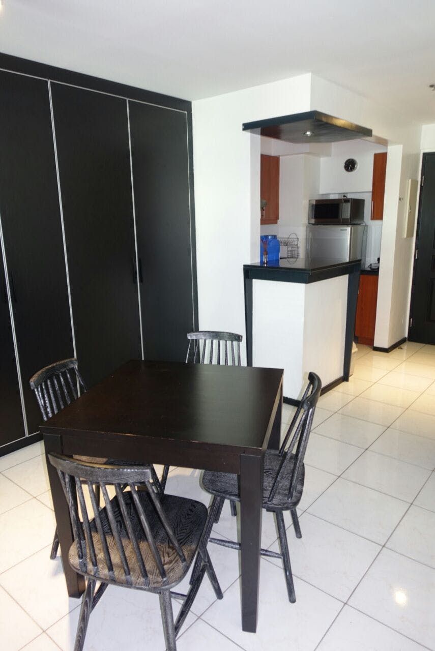 "Studio Condo for Rent in The Venice Luxury Residences, McKinley Hill,"10