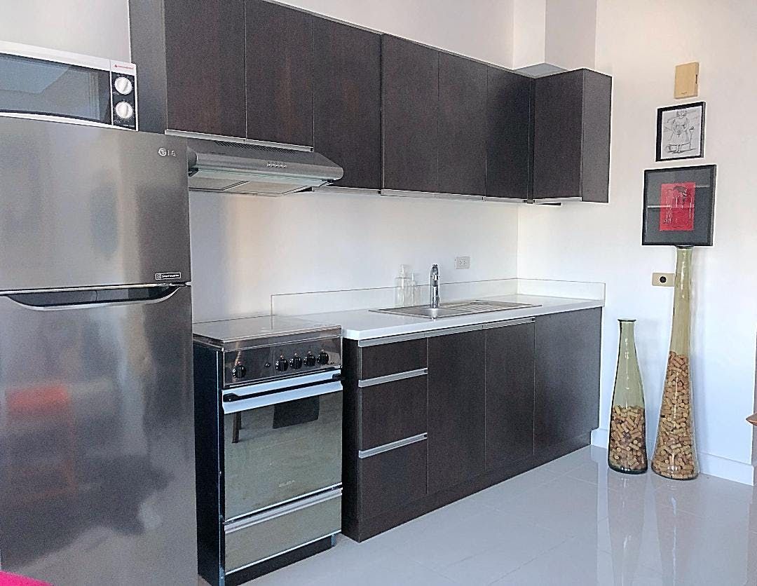 "1BR Condo for Rent in Eton Parkview, Legazpi Village, Makati"04