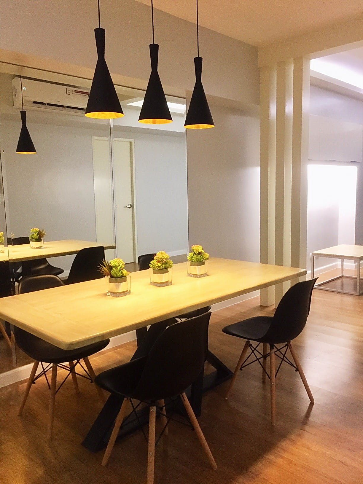 "1BR Condo for Rent in One Maridien Tower, BGC - Bonifacio Global City,"04