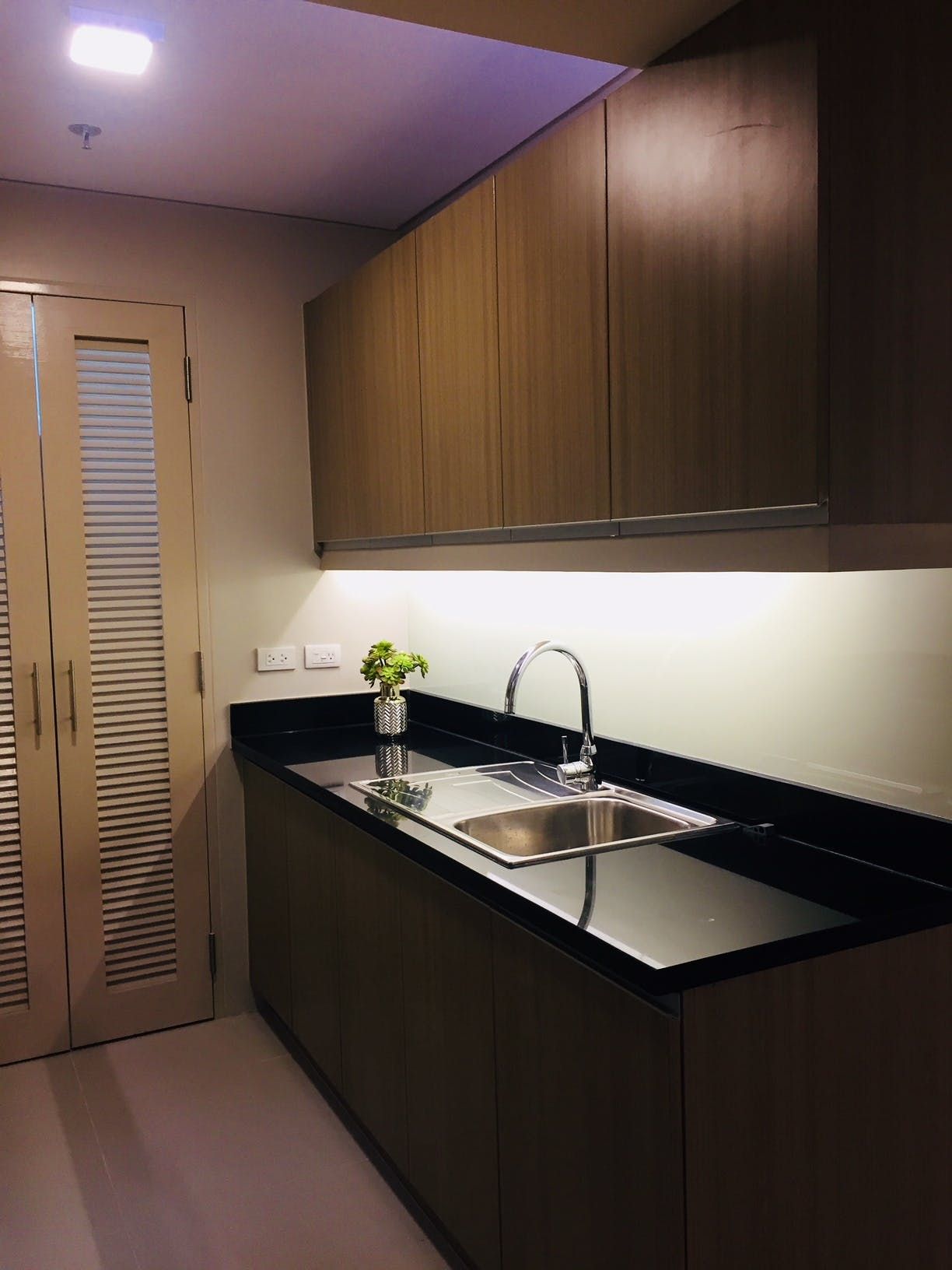 "1BR Condo for Rent in One Maridien Tower, BGC - Bonifacio Global City,"10